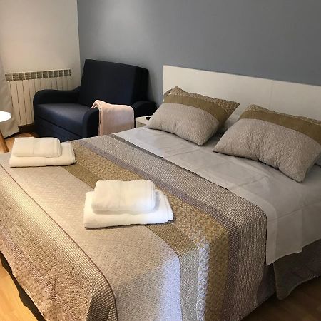 Hostal Casiano Camarasa מראה חיצוני תמונה