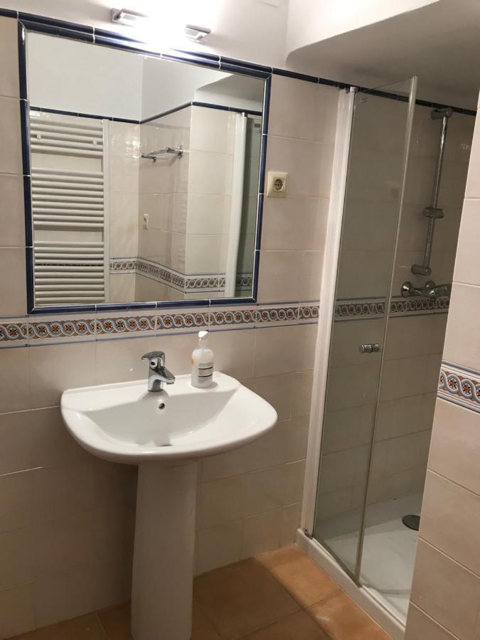 Hostal Casiano Camarasa מראה חיצוני תמונה