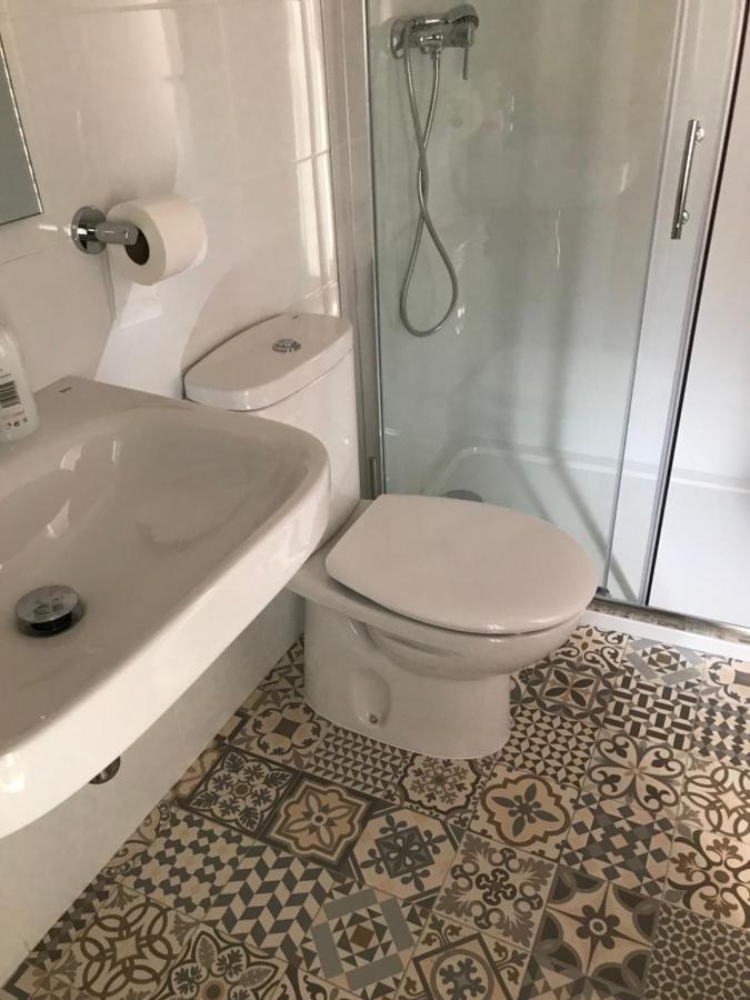Hostal Casiano Camarasa מראה חיצוני תמונה