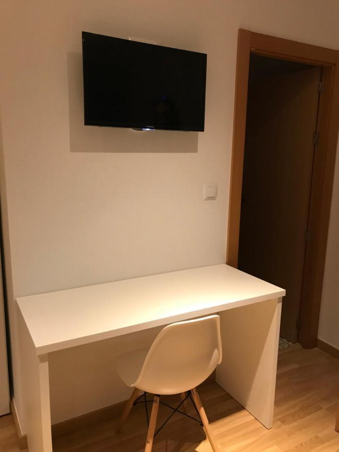 Hostal Casiano Camarasa מראה חיצוני תמונה