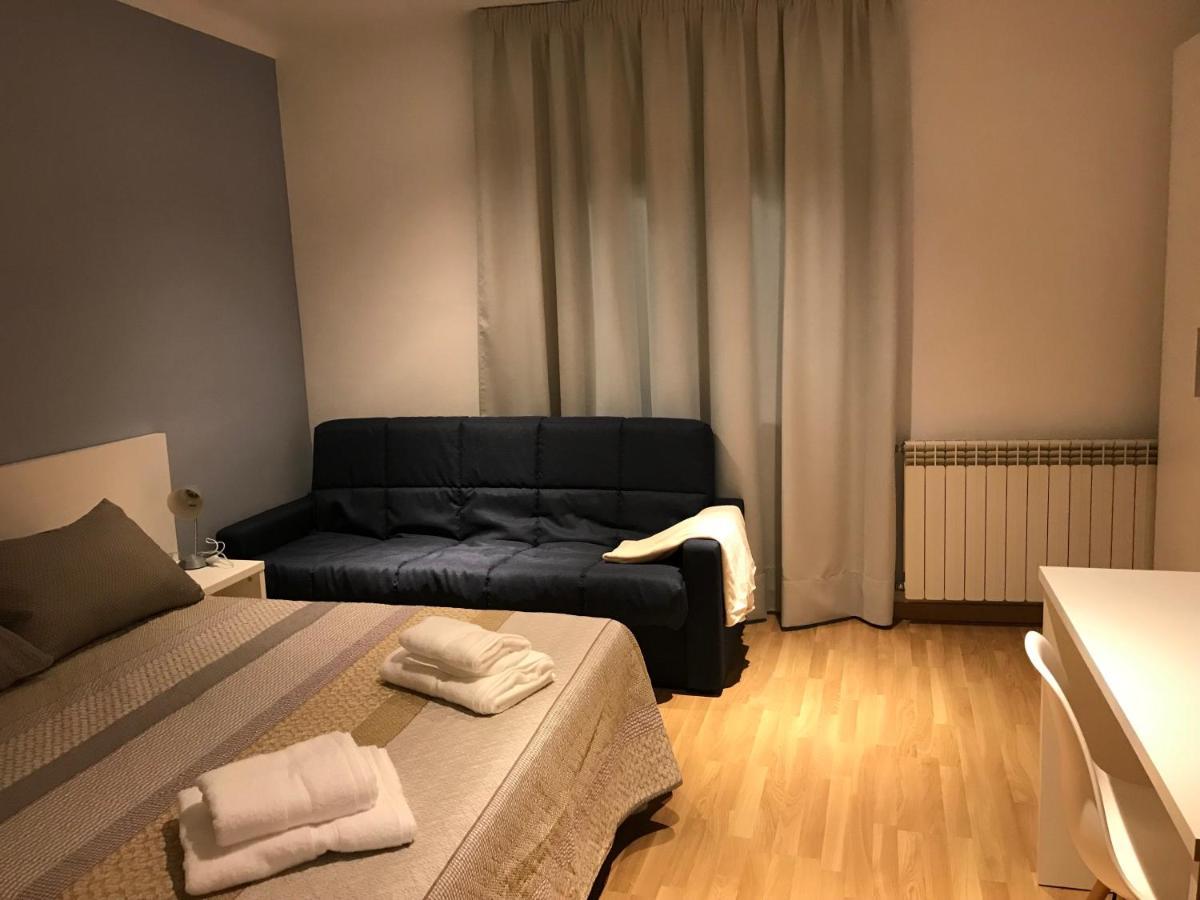 Hostal Casiano Camarasa מראה חיצוני תמונה