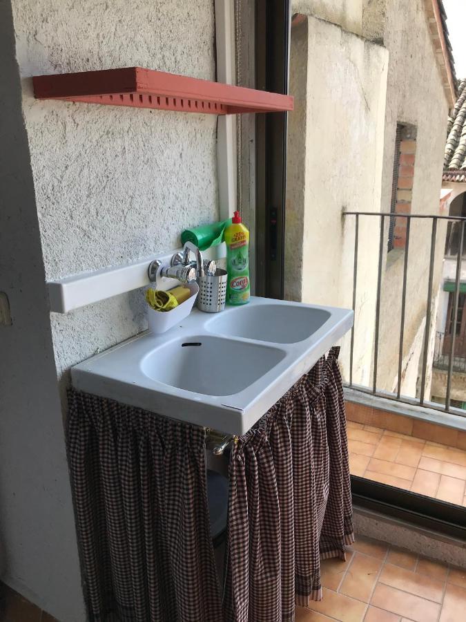 Hostal Casiano Camarasa מראה חיצוני תמונה