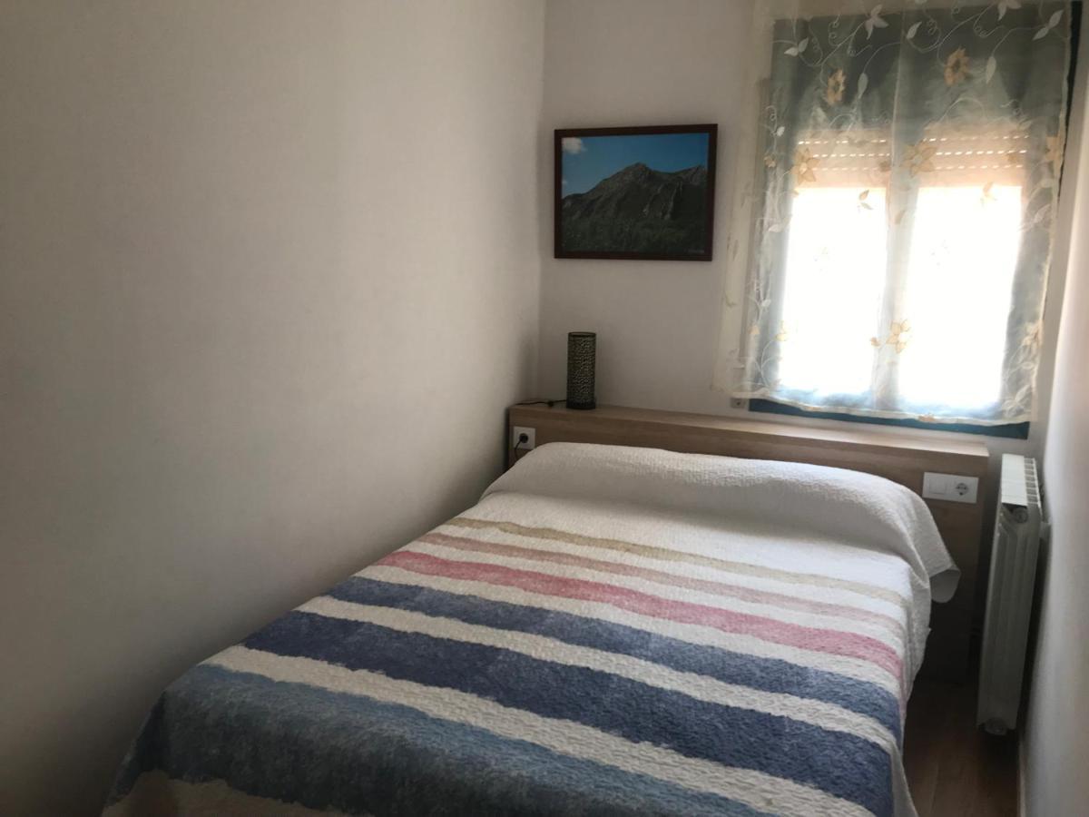Hostal Casiano Camarasa מראה חיצוני תמונה